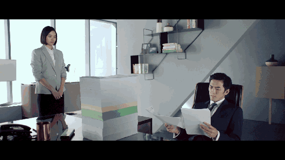  百雀羚反套路母亲节短片《当周董遭遇霸道总裁》