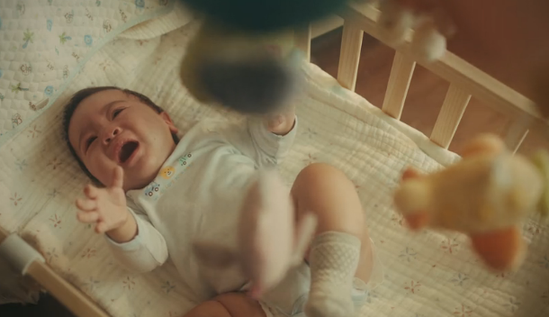  飞鹤奶粉：陪着不等于陪伴